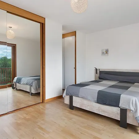 Apartment Duplex La Source Amelie